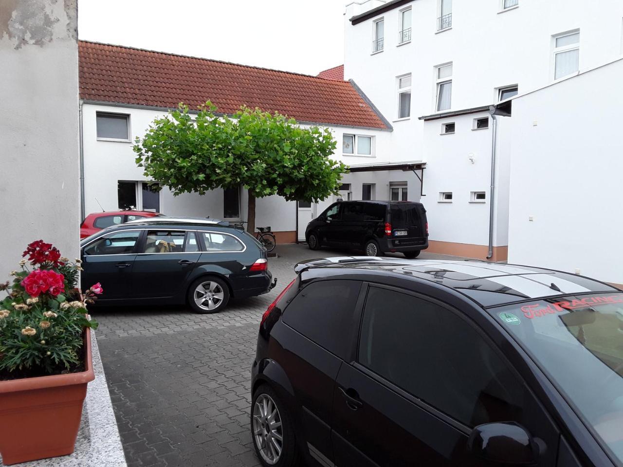 Hotel Goldener Anker Genthin Zewnętrze zdjęcie